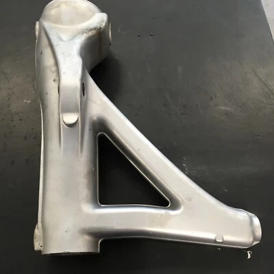 2005 -2009 BMW K1200LT ПОВОРОТНЫЙ РЫЧАГ 240192 - Изображение 1 из 4