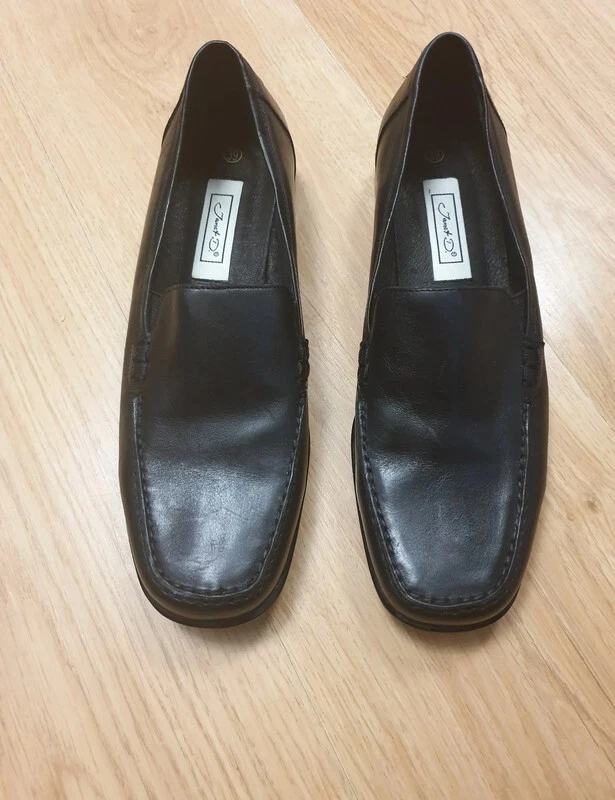 Janet D. Vintage Halbschuh schwarz Leder Größe UK 6 / EU39 - Bild 1 von 4