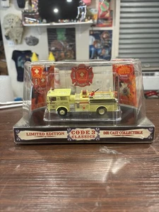 BOSTON FIRE DEPT. WARD LAFRANCE PUMPER - 1/64 scale by CODE 3 CLASSICS - 12393 - Picture 1 of 9