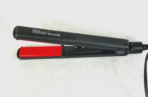 FHI Heat Technique G2 FH1260P Ceramic Tourmaline 1" Flat Iron Straightener Red - Picture 1 of 9