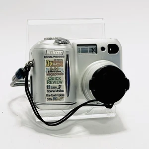 Nikon Coolpix 885 3.2MP Digital Compact Camera Untested / Spares - Picture 1 of 5