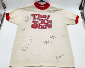 That 70's Show Cast-Signed XL / T-Shirt (8 Signatures) - Picture 1 of 5