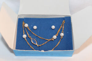 NIB 2009 AVON Goldtone 3-Strand Illusion Faux Pearl Necklace Earring Set 