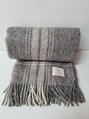 Couchdecke 100% Schurwolle mit Fransen, 195cm x 140 cm - Bild 1 von 2