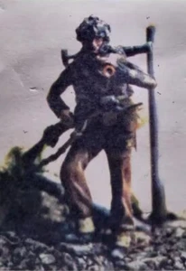 1/35 Resin British Paratrooper Running - Bild 1 von 6