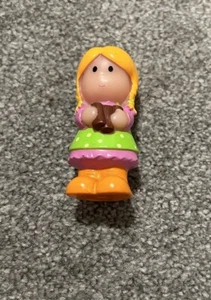 ELC Happyland Figure girl with fire Wood Green sporty dress - Picture 1 of 2