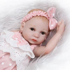 26 cm Reborn Puppe Mini Baby süß Mädchen weich Ganzkörper Silikon Vinyl Spielzeug - Bild 1 von 4