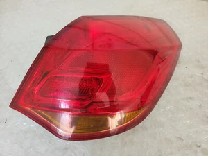 2013 VAUXHALL ASTRA ELITE CDTI 2L 5 DOOR HATCH DRIVER REAR TAIL LIGHT (OUTER) - Picture 1 of 6