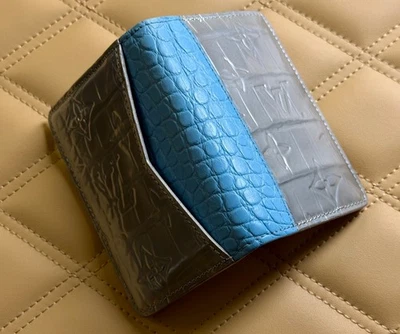 Louis Vuitton Exotic Silver Alligator Pocket Organizer Wallet for Men N80338 - Image 1 of 4