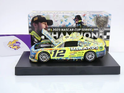 Lionel Racing C122323MENRBRV # Ford NASCAR 2023 Ryan Blaney Menards Phoenix 1:24 - Bild 1 von 4