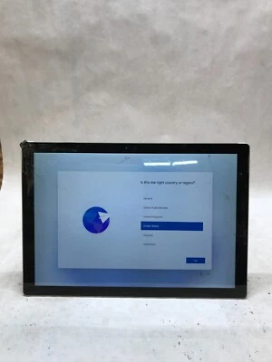 Microsoft Surface Pro 4 1724 i5 4GB RAM 128GB SSD Windows 11 *CRACKED* AS IS -DW - Image 1 of 4