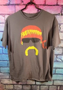 WWE Hulk Hogan 2014 Hulkamania Shirt Large Gray Yellow Red WCW NwO - Picture 1 of 3