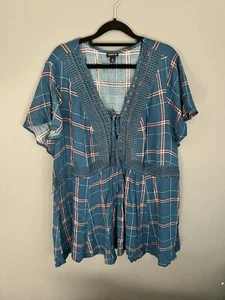 Camicetta donna Torrid 3X blu a quadri scollo a V leggera occhiello nastro floreale top - Foto 1 di 5