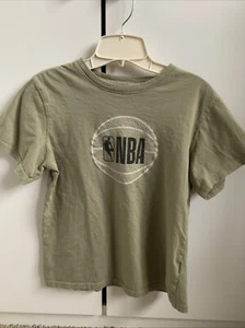 Boys Youth Large (14-16) NBA sage green short sleeve T-shirt - Picture 1 of 5