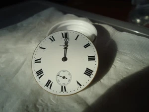 E, Howard,  17 Jewel Mens Pocket Watch Movement #1231085 not working - Picture 1 of 5