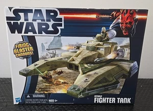 Republic Fighter Tank 2012 Maul Box STAR WARS Clone Wars Green BOX DAMAGE - Picture 1 of 5