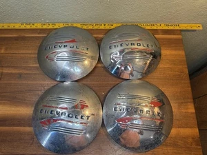1941-1948 Chevrolet Fleetline Fleetmaster Hub Caps Dog Dish Center Caps Set of 4 - Bild 1 von 14