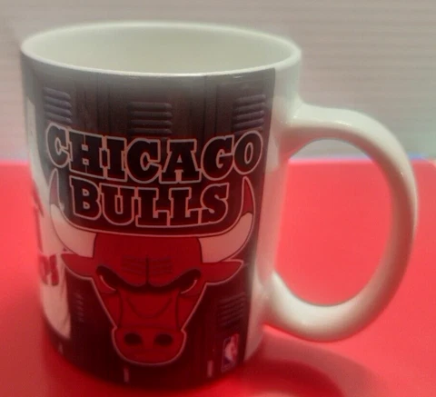 Chicago Bulls 1997, 1996, 1993, 1992, 1991 NBA World Champions Coffee Cup Cover
