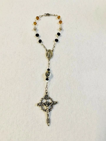 LAS VEGAS GOLDEN KNIGHTS ROSARY CAR AUTO REARVIEW MIRROR ACCESSORY NHL ORNAMENT Cover