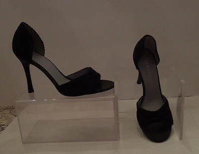 ¡NUEVO! Zapatos de tacón de aguja BCBGirls de gamuza negra punta abierta 6,5 M Foto 1 de 3