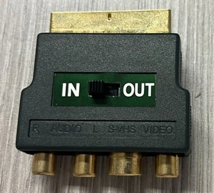 Adattatore bidirezionale Manhattan da Scart a S-video 4pin femmina 3 RCA femmina - Imagen 1 de 4