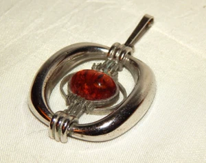 Stylischer Anhänger Silber 835 mit Bernstein 1970er Jahre - Picture 1 of 6