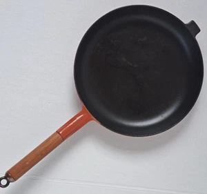 Vintage Le Creuset Enzo Mari Gusseisen 29 gebrannt Sienna Bratpfanne Pfanne Holzgriff - Bild 1 von 22