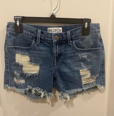 Pantalones Cortos Wildfox Distressed Estilo 26 Estilo Sawyer Foto 1 de 4