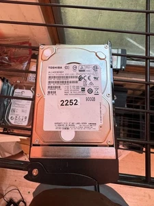 Toshiba AL14SEB09EP – 900GB 12Gb/s SAS 4Kn Enterprise HDD - Picture 1 of 4