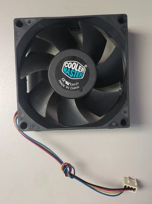 Cooler Master CASE FAN 80mm 80x80x25mm 4-PIN 12V - Image 1 of 3