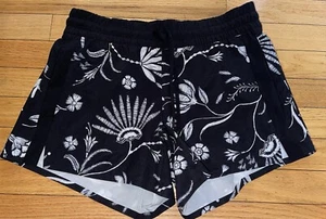 Athleta PRINTED BAJA Black Wildflower Shorts Pockets Women’s Size 2 - Picture 1 of 8