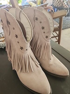 Very Volatile Suede Studded Fringe Cowgirl Booties Rodeo Green Women US Size 7.5 - Picture 1 of 11