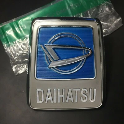GENUINE OLD VINTAGE EMBLEM Daihatsu Delta 1500 1970 - 1977 NOS JAPAN - Image 1 of 4