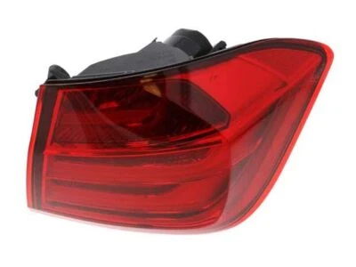 Conjunto de luz trasera derecha exterior para BMW 320i 2013-2015 TYC 31336XPCP 2014 Foto 1 de 2