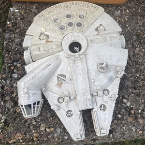 Kenner 1979 Star Wars Vintage Millennium Falcon With ramp table etc - Picture 1 of 11
