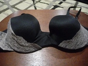 Victoria's Secret Demi Lined Bra  36B Solid Victoria Black Lace Sexy - Picture 1 of 3
