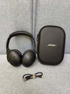Bose QuietComfort Wireless Over-Ear Headphones - Black - Picture 1 of 10