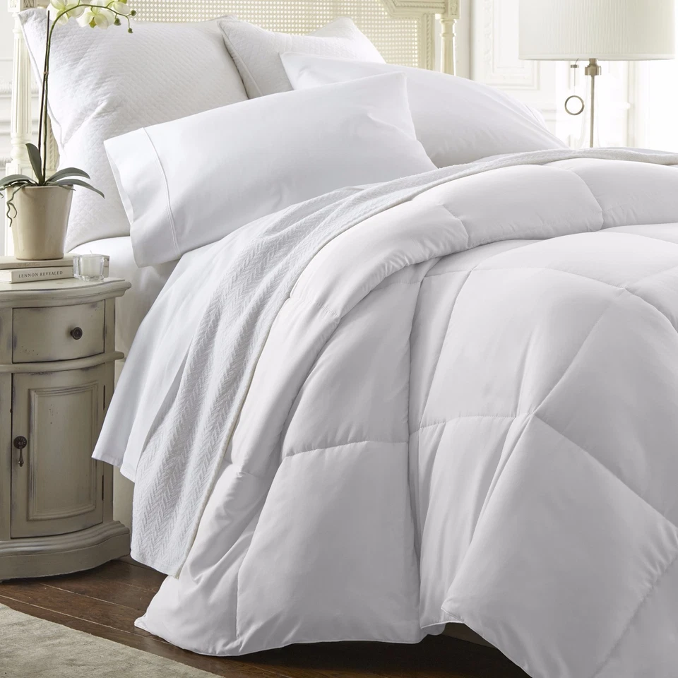 Home Collection Down Alternative Comforter White Twin Size