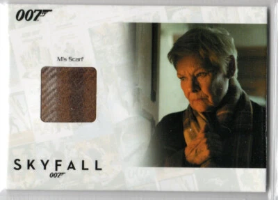JAMES BOND AUTOGRAPHS & RELICS SSC36 JUDI DENCH AS M SCARF COSTUME RELIC 174/200 - Image 1 of 2