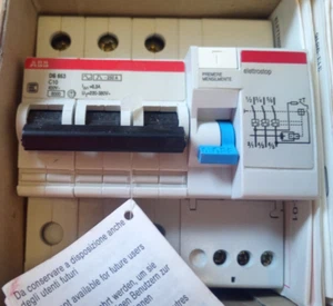 INTERRUTTORE DIFFERENZIALE MAGNETOTERMICO ABB DS 653 C10 EY0929 - Bild 1 von 2