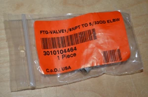 Canon Oce Arizona FTG-VALVE 1/8 NPT to 5/32 od Elbow ~ 3010104464 - Picture 1 of 4