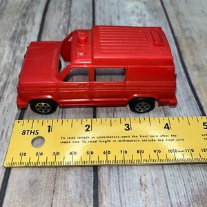 Vintage Plastic Toy PlayCar Red POLICE VAN Kool Kats Made in USA No 5000 - Picture 1 of 11