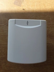 FAWO Flush Mains inlet with magnetic lock White - Picture 1 of 4