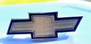 Vintage Chevrolet Truck Griglia Fiocco Emblema: ABS 469458 6 MDC - Foto 1 di 5