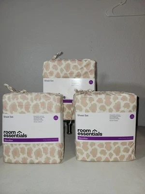 Room Essentials Microfiber Sheet Set - Twin/XL Twin. Set Of 3 - NEW - Image 1 of 4