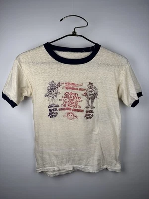 RARO De Colección Años 70 Día En El Verde 1979 Concierto T Viaje Delgado Lizzy Mediano 19x23 Foto 1 de 4