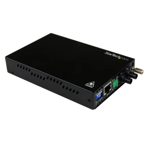 StarTech.com 10/100 Mbps Ethernet to Fiber Optic Media Converter - Steel - Chass - Afbeelding 1 van 5