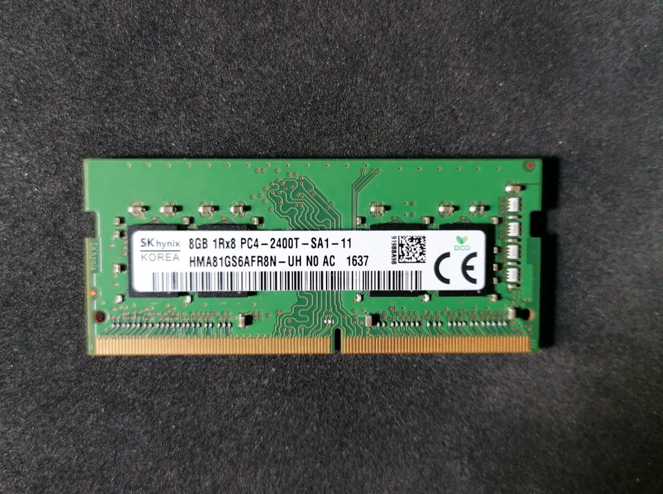 MODULO RAM MEMORIA SK HYNIX 8 GB 1RX8 PC4 2400T SA1 11   1637 - Immagine 1 di 1