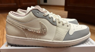 Nike Air Jordan 1 Low Sail Soft Pearl Off Noir IH7323 100 Women Size 12 Men 10.5 - Image 1 of 4