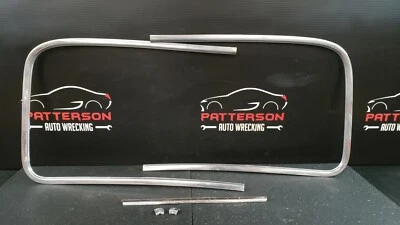 Dodge Meadowbrook 1950 cromo moldura envolvente parabrisas Foto 1 de 4